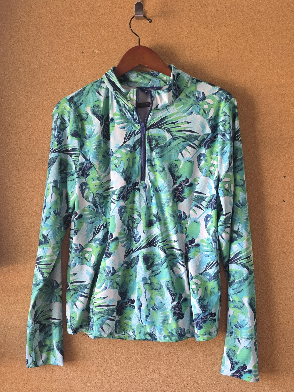 Tommy Bahama Active XL Tropical Leaf Quarter Zip Pullover – Thumb Holes, Stretch